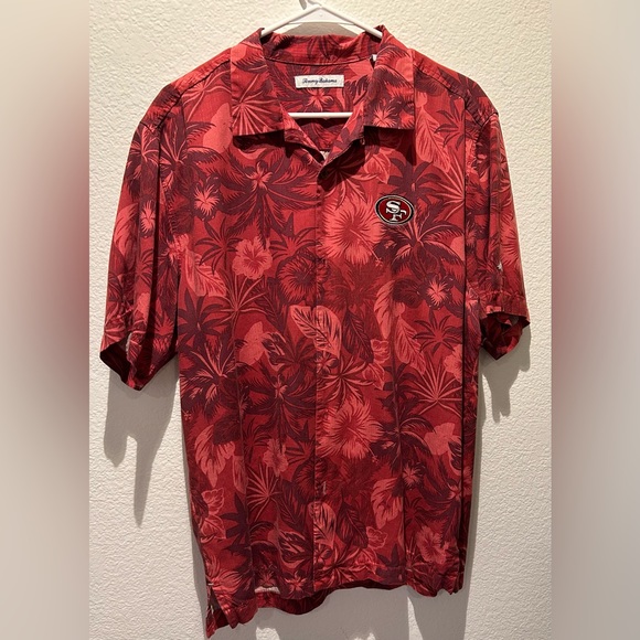 Tommy Bahama 100 % Silk Red Floral Polo Hawaiian 49er Shirt Size M EUC - Picture 1 of 6
